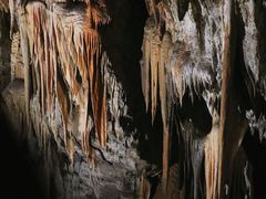 -波斯托伊纳溶洞