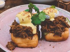 -FLOVIE FLORIST CAFE