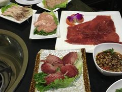 -怡品川宇火锅(宝立方店)