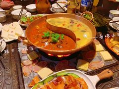 -哈吱喂丽江火塘·牦牛火锅(五一街店)