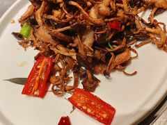 -吴越荣记苏州菜·松鼠桂鱼100%活鱼现做(斜塘老街店)