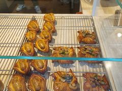 -VERIE BAKEHOUSE