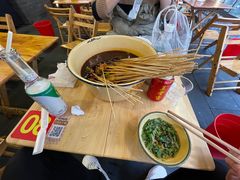 -拈签一笑黄牛肉辣卤串串