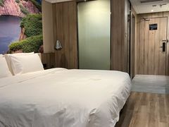 -长沙晚报大道亚朵酒店