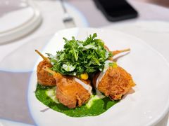 香煎牛蛙腿佐特制欧芹酱-Le Bistrot de Racine