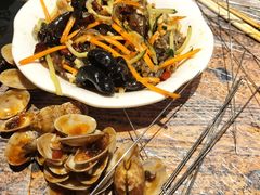 -老街烧烤大排档·地道湖北菜·龙虾馆(汉口火车站店)