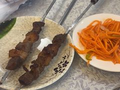 -汗腾格里·风味餐厅(新疆驻京办店)