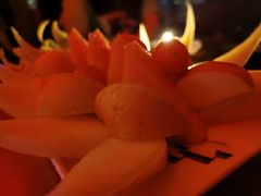 -饮湖威士忌鸡尾酒吧