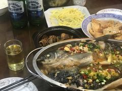 -临街徽菜馆·正宗黄山味