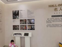 -小阿福儿童摄影(光谷时代广场店)