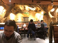 大堂-愿者上钩(布吉老街店)