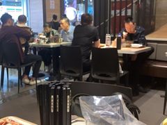 大堂-蒙自源米线大王(东站店)
