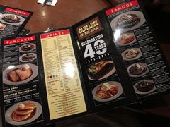 -Pancakes on the rocks(Darling Harbour)