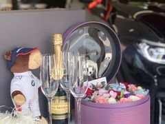 -宁波宝信宝马4S店(江北日湖店)