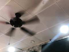 大堂-陈三炖鸡馆(金众小区店)