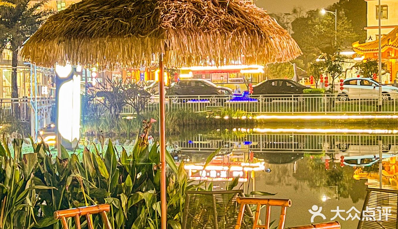 江门没有比这家更懂氛围感的吧‼️湖边BBQ‼️