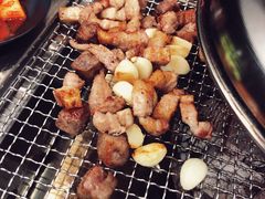 -肉甲韩国木炭烤肉(新壹街1店)