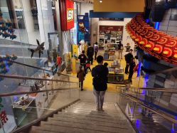-乐高品牌旗舰店(人民广场店)