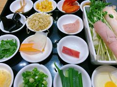 -妈妈故事米线(市府恒隆店)
