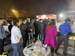 -劳动公园新疆人烤腰子