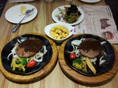 -菲尼克斯牛排店(杉杉奥特莱斯店)