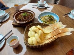 锅边馍馍-有红鸡毛店·川菜(建设路店)