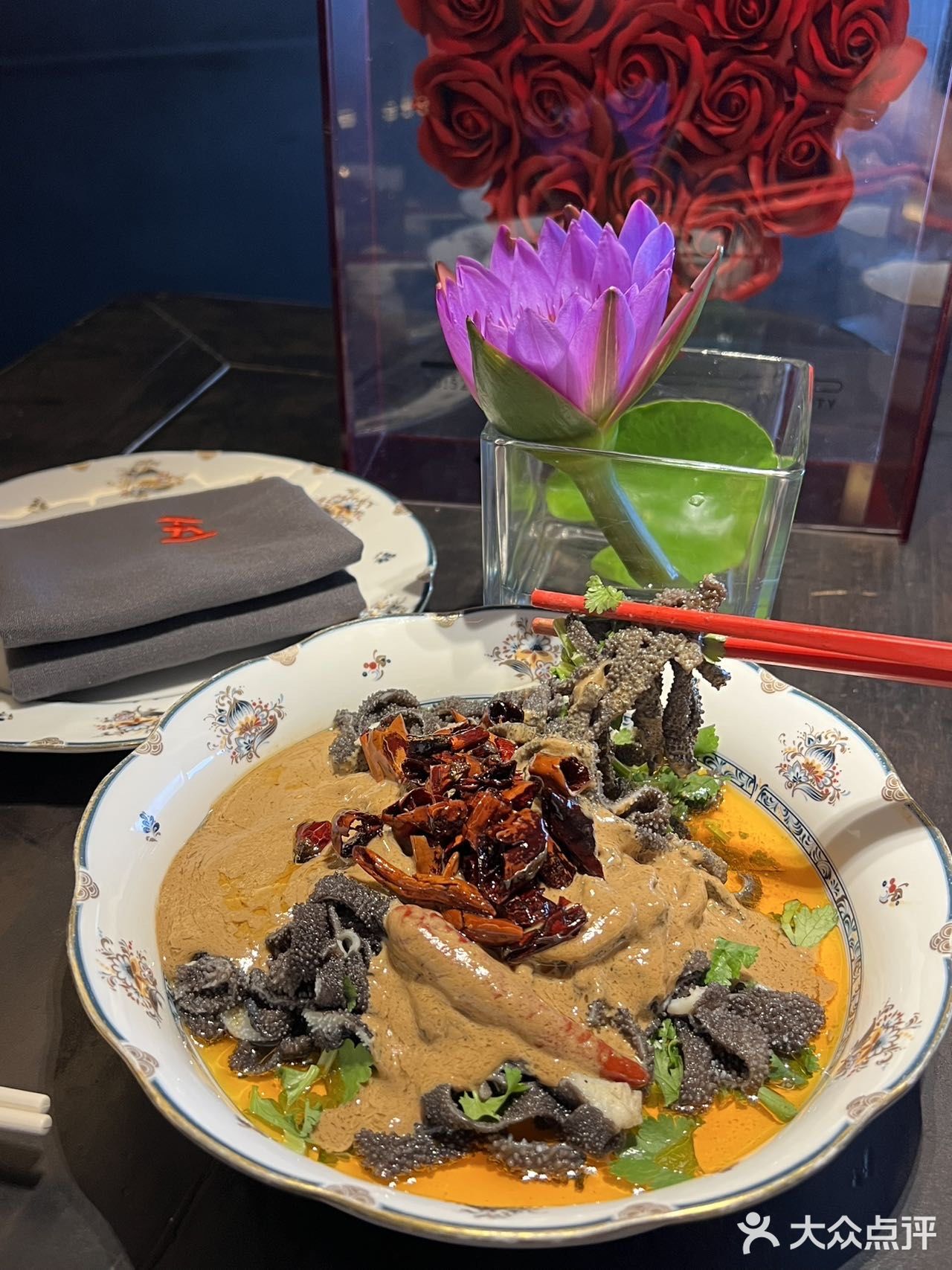 武汉这家店氛围感拉满✨仪式感爆棚

