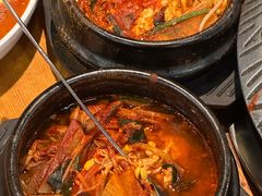 -喇喇排骨火锅·传统韩式脊骨汤(望京西园总店)