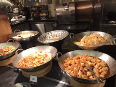 -圣丰索菲特·2 On 988 Café 自助餐厅