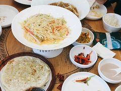 -哈啾嗨·蒙文化主题餐厅(京汉新城店)