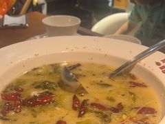 -鱼亨小鲜酸菜鱼(大信店)