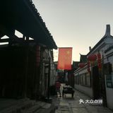 一座城，一城回忆。一座城，因为亲人朋友才更加美好