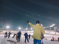 -中旅松花湖滑雪场