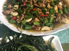 -华冠悠岚·庭院餐厅(青城后山店)