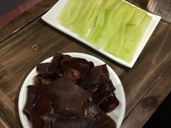 -红九格老火锅(三峡广场店)