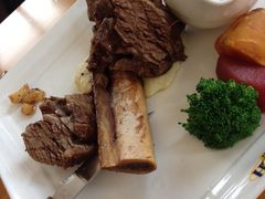 慢烤皇室牛排-LENBACH兰巴赫西餐啤酒坊(大连星海广场店)