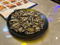 -沪上名羊天下•烤羊腿•东北烧烤•小龙虾(浦东直营总店)