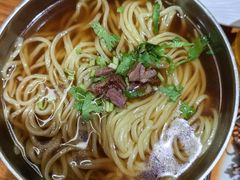 -超越海鲜屋(飞龙物业店)