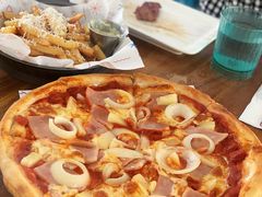 -Cha Cha's Beach Cafe