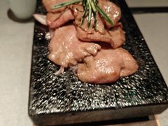 -左庭右院鲜牛肉火锅黑金店(陆家嘴中心店)