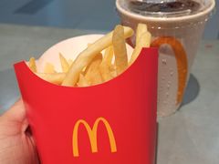 -麦当劳(中山公园龙之梦店)
