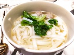 手打牛肉丸河粉-MR鹅外