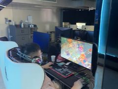 -绿树电竞(五路店)