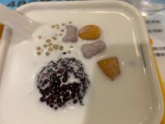 -满记甜品(优客百盛店)