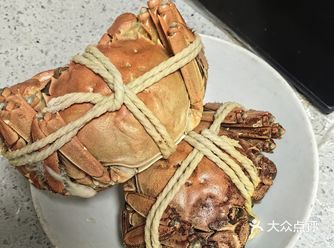 又到了吃大闸蟹的季节了！每年最快乐的就是秋天
