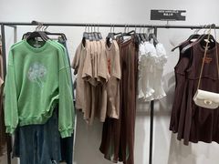 -URBAN REVIVO(西安Momopark店)
