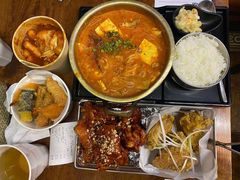 -米屋石锅拌饭(师大店)