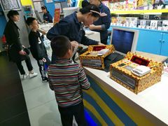 -反斗乐园π·电玩·高空拓展·蹦床(龙华天虹店)