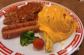 Tomato Sauce Chicken Cutlet Sausage Omelette Rice