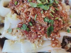 新疆凉皮-维吾尔餐厅(宜山路店)